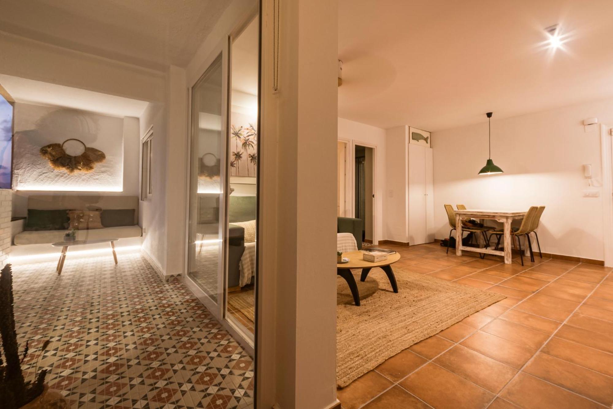 K-Nat By Nuka Homes Platja de Larenal Exterior photo
